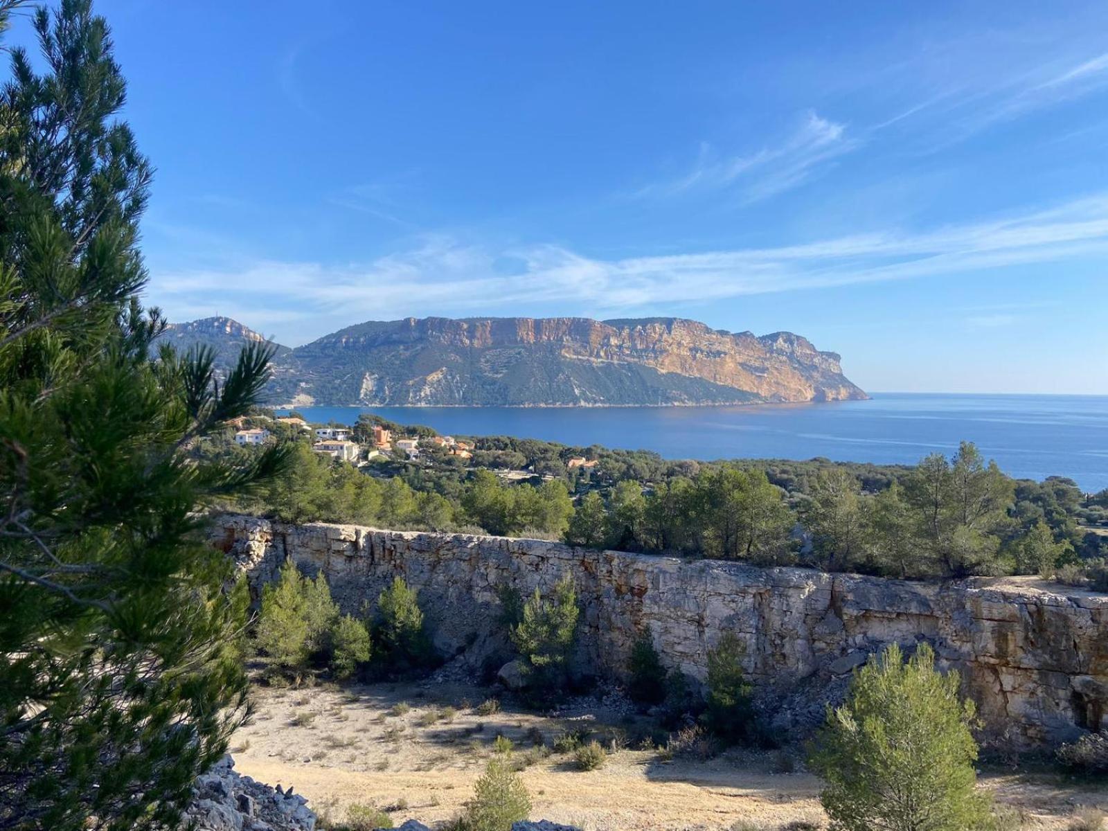 Un Petit Coin Au Calme Hotel Carnoux-en-Provence Exterior foto